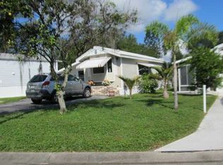 112 Brookshire Dr, Nokomis, FL 34275
