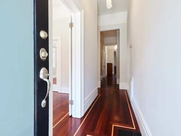 2110 Bryant St, San Francisco, CA 94110
