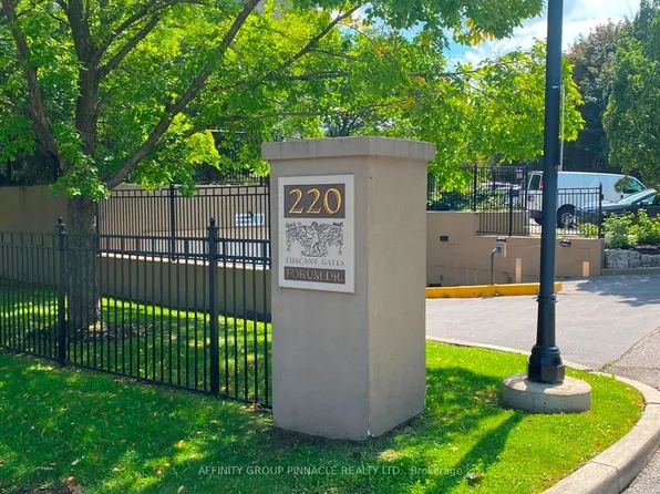 220 Forum Dr #1301, Mississauga, ON L4Z 4K1