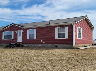 8968 Neon Rd, Maynard, IA 50655