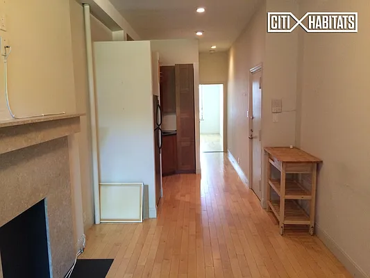 Rented by Citi Habitats | media 23