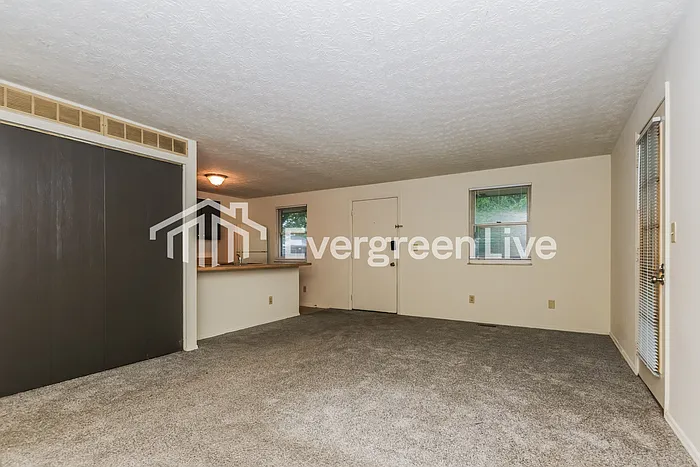 8132 Mount Snow Dr — Photo 6