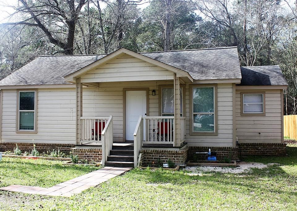 2nd image of 16223 Green Manor Dr