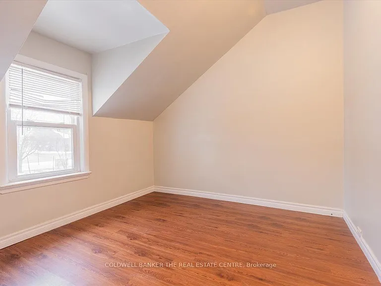 24 Maple St — Photo 45