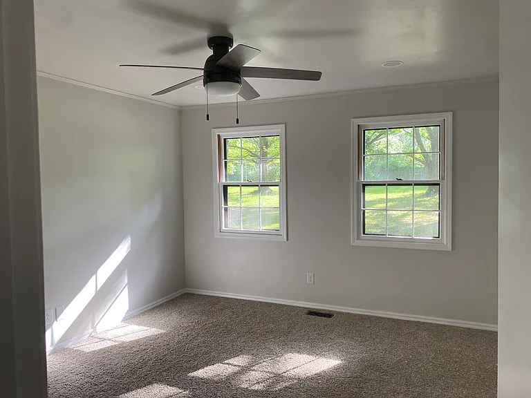 1336 W Twin Springs St — Photo 8