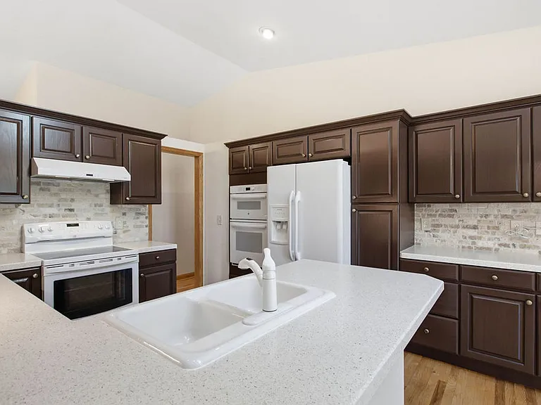 2580 Lochbuie Cir — Photo 15