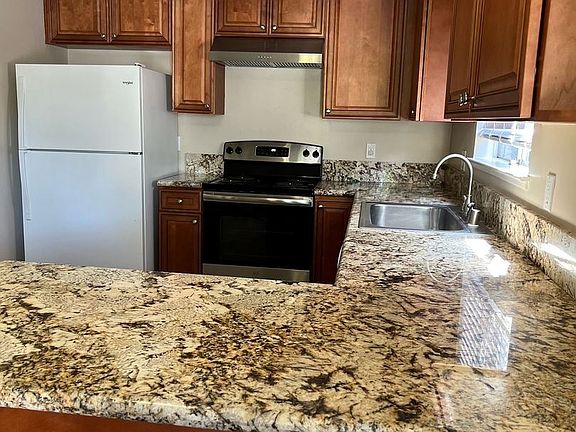 3rd image of 3264 Cadillac Dr APT 1