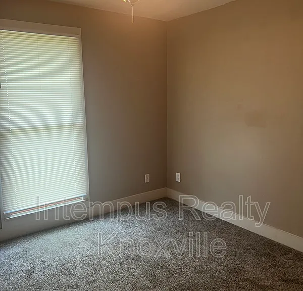229 Deaderick Ave — Photo 37