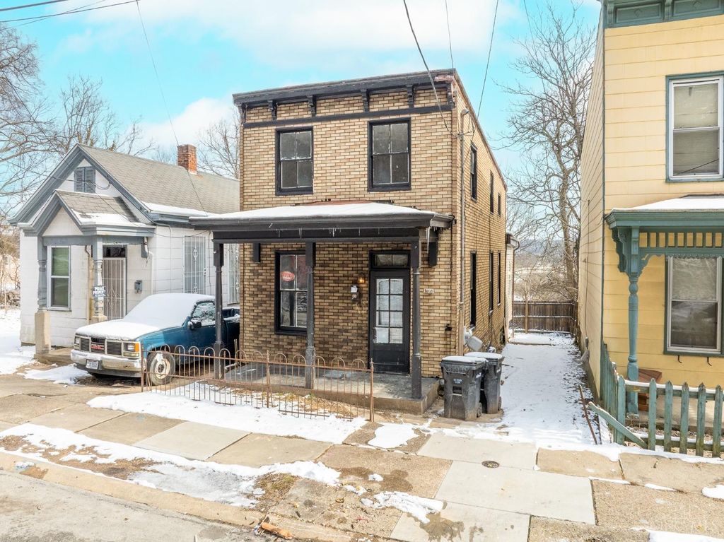 Real estate listing image