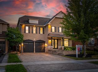 3322 Fox Run Cir, Oakville, ON L6L6W4