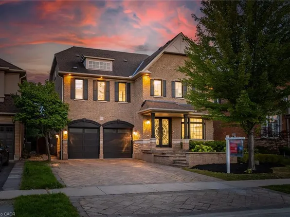 3322 Fox Run Cir, Oakville, ON L6L 6W4