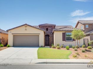 5907 Aquamarine Peak Dr, Bakersfield, CA 93313