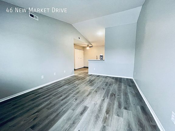 4th image of 46 New Market Dr