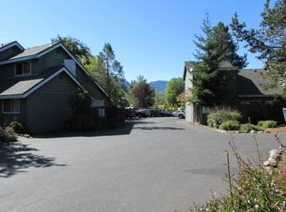 1021 NE A St APT 16, Grants Pass, OR 97526