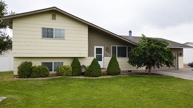 1st image of 775 N Farnsworth Dr