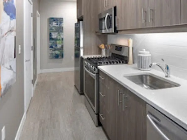 Division 30, 2925 SE Division St #307, Portland, OR 97202