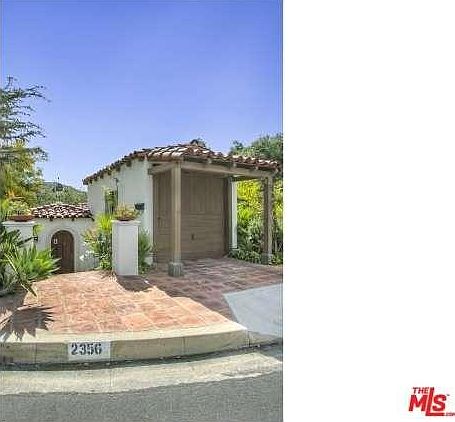 3rd image of 2356 Gardner Pl