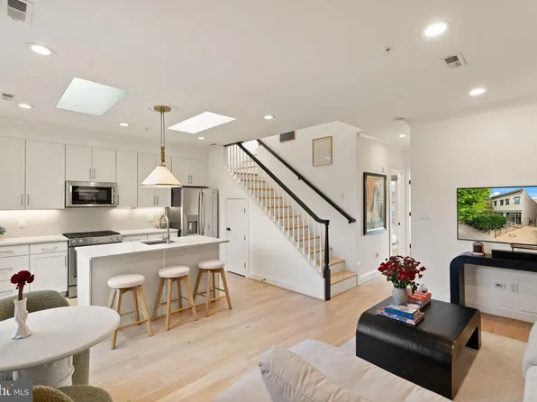 1721 20th St #302, Washington, DC 20009