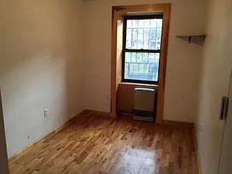 Rented by Premier Metro Realty Corp