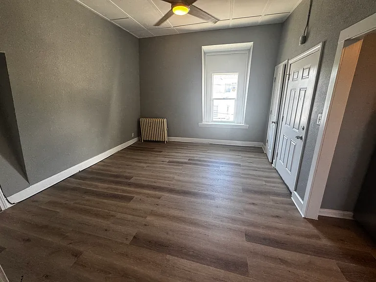 77 Chase Ave #E — Photo 3
