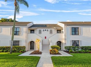 2462 Kingfisher Ln APT J203, Clearwater, FL 33762