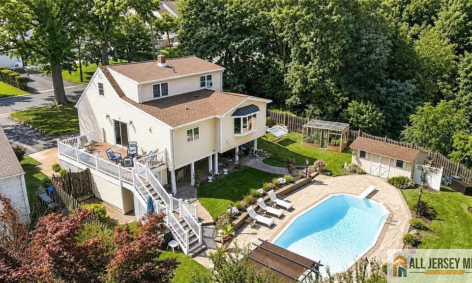 1st image of 112 Tunison Rd