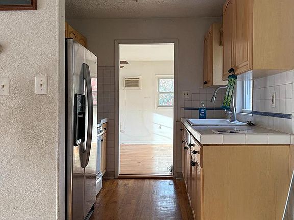 4th image of 13409 Pinetree Dr