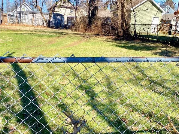 7704 Dudley Ave, Cleveland, OH 44102