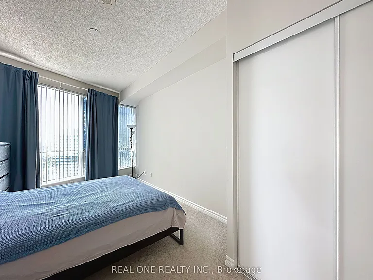 18 Holmes Ave #2205 — Photo 18