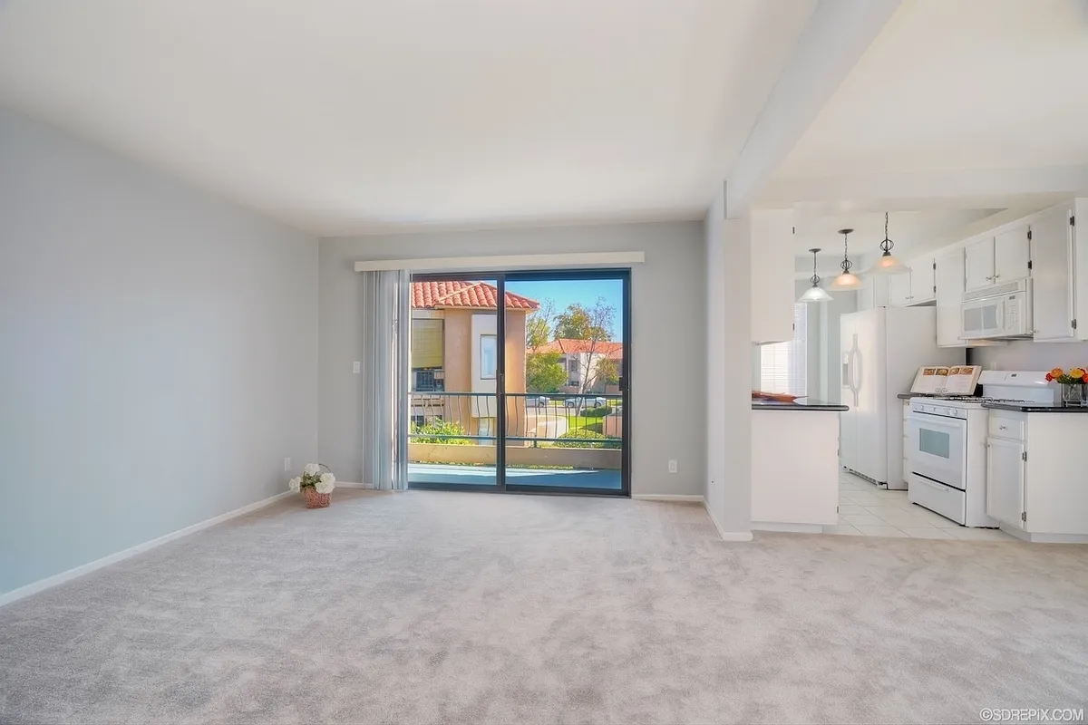 Building Photo - 8460 Capricorn Way #62