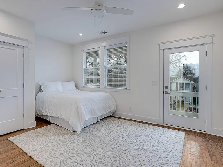 6108 California Ave — Photo 19