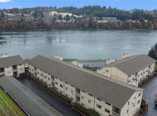 1735 Park Ave APT B307, Bremerton, WA 98337