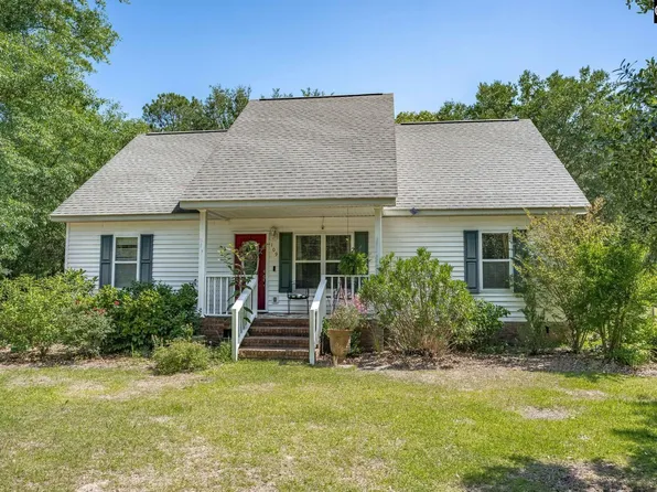 109 Kyzer Rd, Lexington, SC 29073
