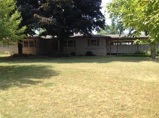 1615 Old Orchard Rd, Vincennes, IN 47591