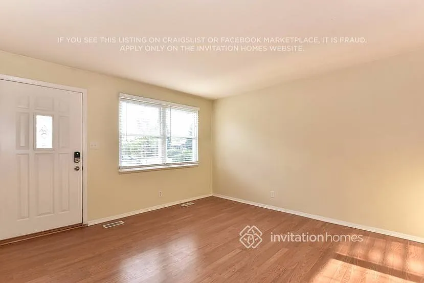 200 Valley Dr Bolingbrook, IL 60440 — Photo 3