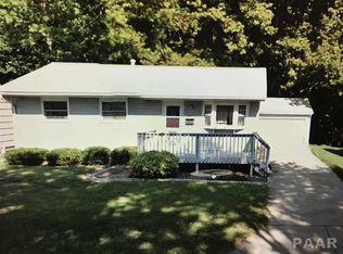 303 Gem St, East Peoria, IL 61611