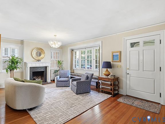 3rd image of 1529 West Ave