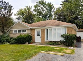 217 Sauk Trl, Park Forest, IL