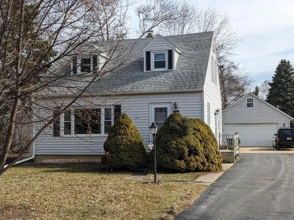 3315 Morris STREET, Franksville, WI 53126