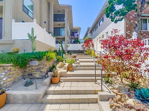 2nd image of 370 Rosecrans St APT 305