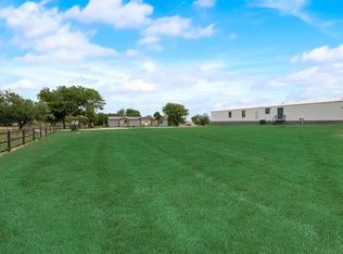 3421 Eagle Nest Dr, Azle, TX 76020