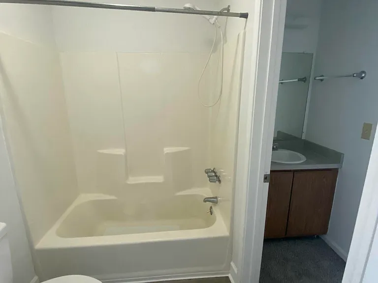 8042 Thelen St — Photo 18