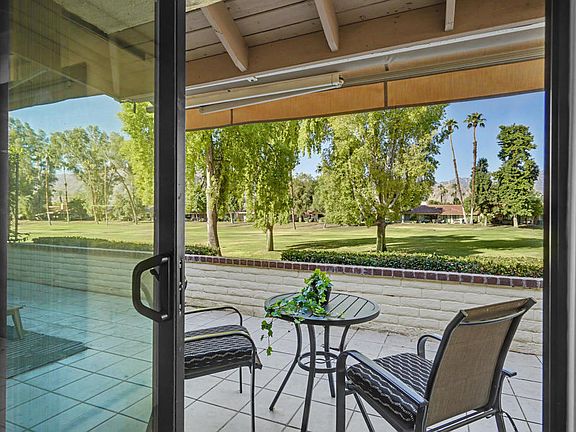 3rd image of 239 Santa Barbara Cir