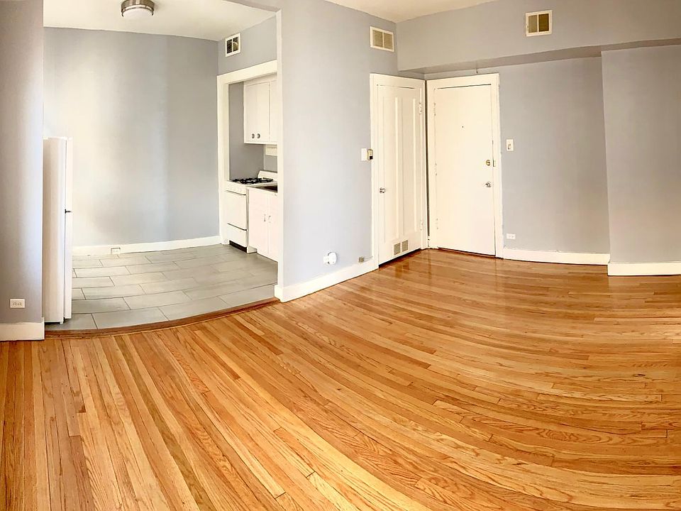 Make our Sawyer building, Unit 201 your home sweet home today!