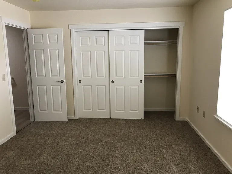 2750 Central Ave — Photo 11