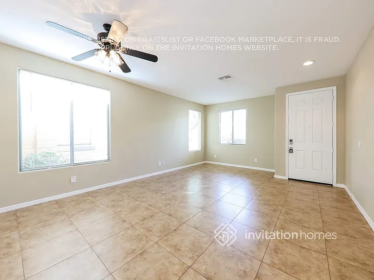 29357 N 67th Dr — Photo 5