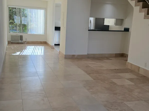 (undisclosed Address), Santa Monica, CA 90403