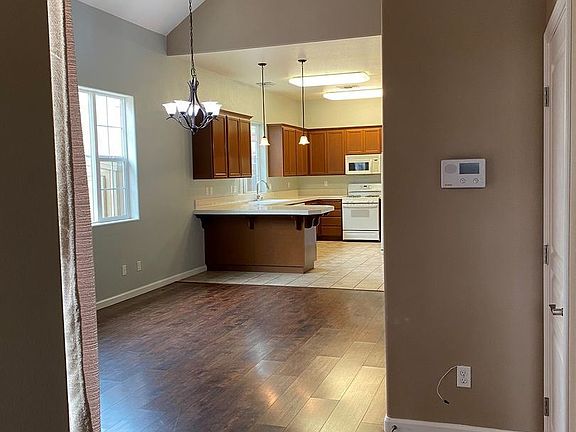 5th image of 1623 S Chianti Ln
