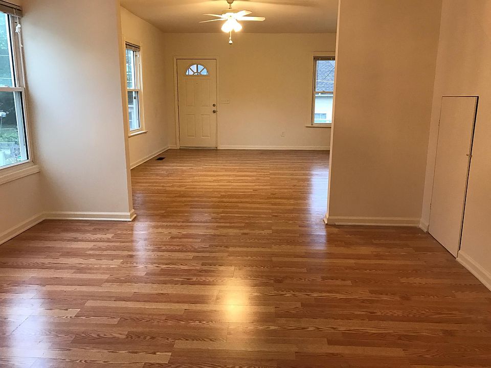 2nd image of 414 Capitol Heights Blvd