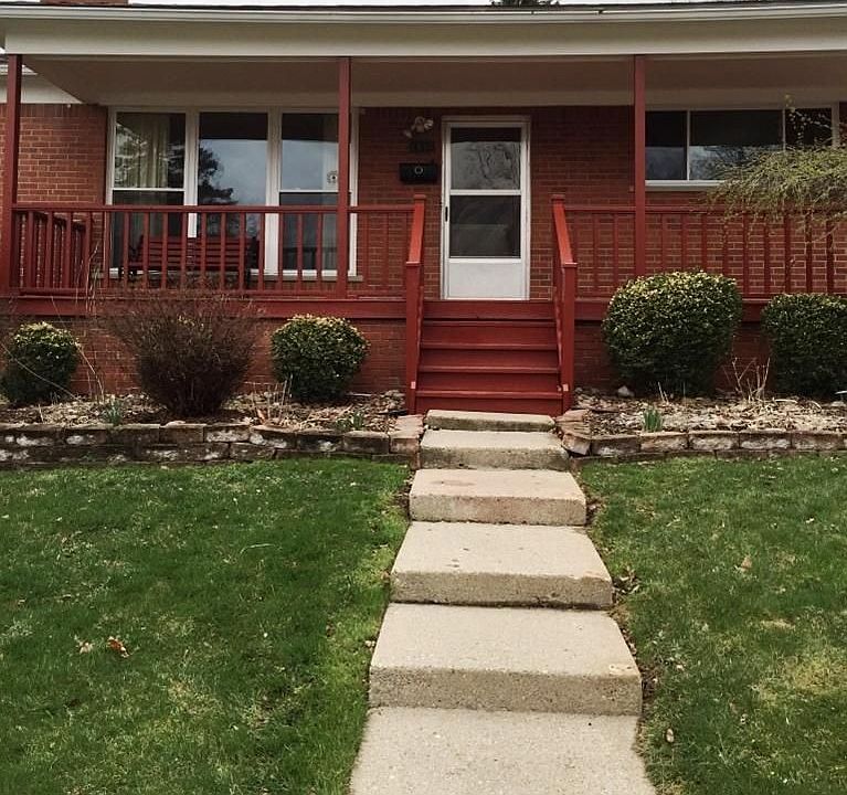 2nd image of 2416 Dorchester Rd